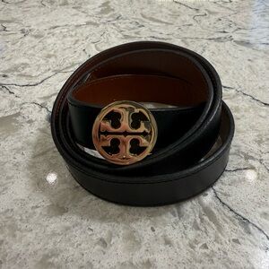 Tory Burch Women’s Miller Reversible Black and Tan Leather Belt 1” EUC